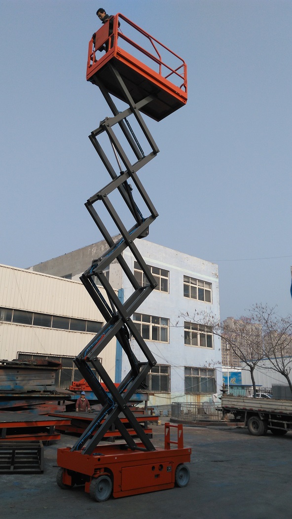 移动式升降机 移动式升降机