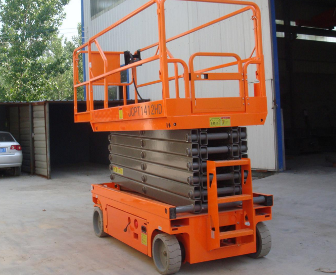 移动式升降机 移动式升降机